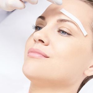 Depilación profesional de cejas