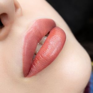 Maquillaje Semipermanente en Nirel Beauty Center